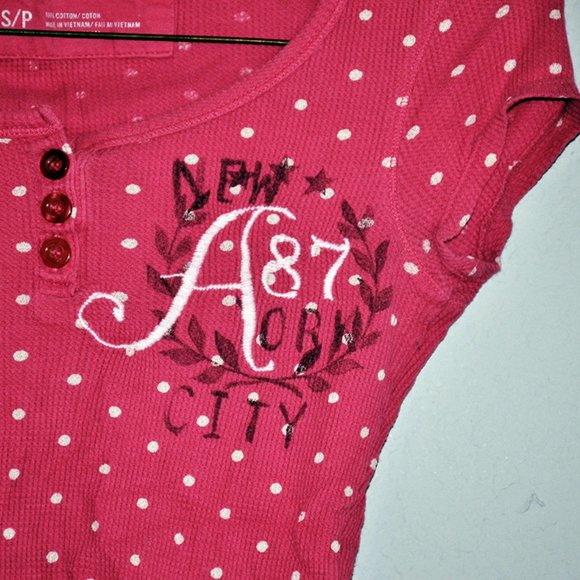 Aeropostale Pink and White Polka Dot Tee - Picture 2 of 4